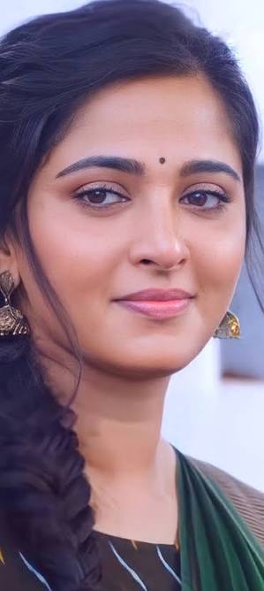 _anushkashetty's tweet photo. https://t.co/WuhBnNkp0v