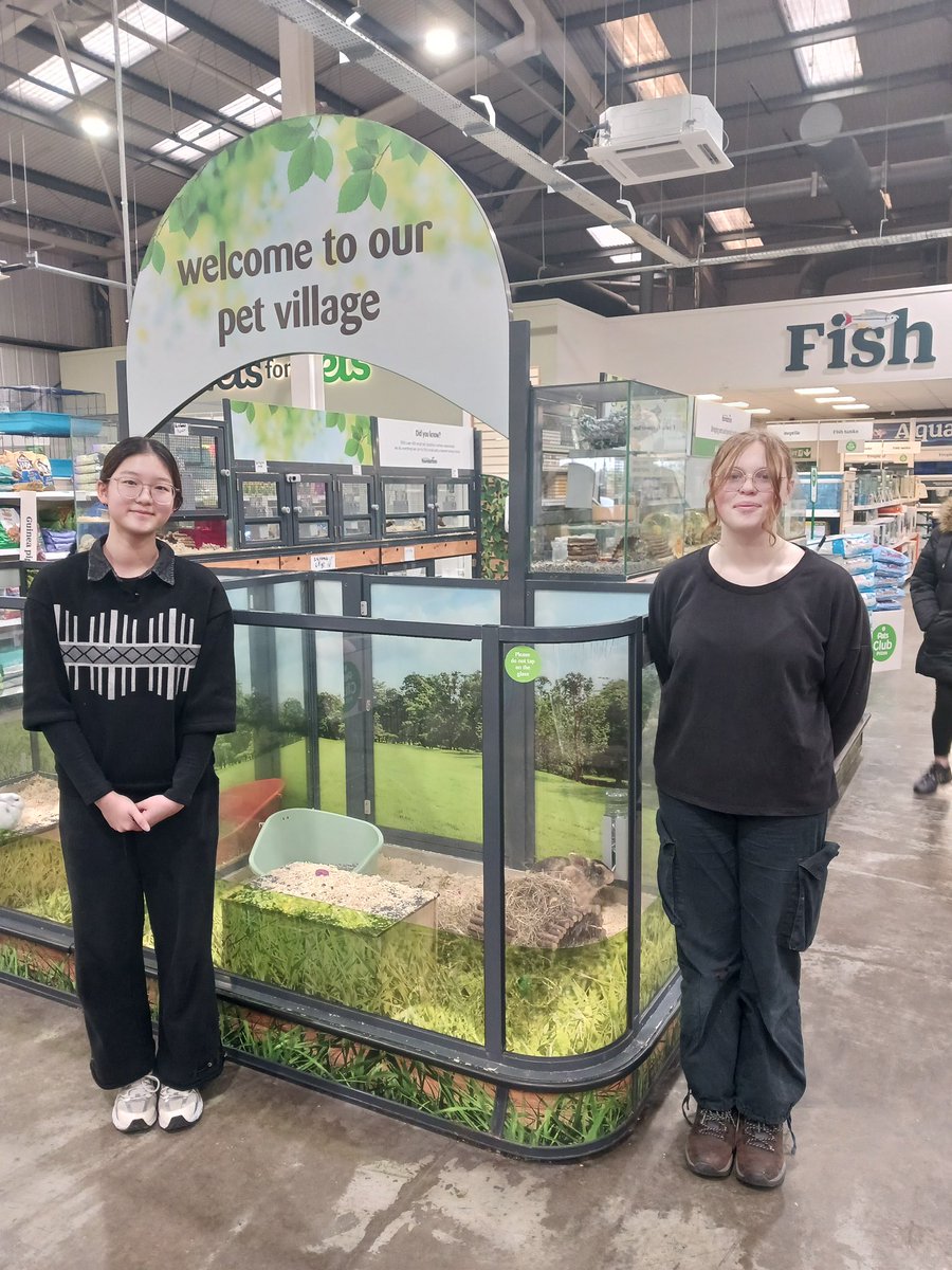 SharplesSchool's tweet photo. Day 4 of Y10 work experience complete ✅ It’s been fantastic to see the year group gaining new skills, building confidence, and making the most of such a valuable opportunity. Final day tomorrow! 💜 #workexperience2026 @SharplesCandE https://t.co/cNXFm4Xn0z