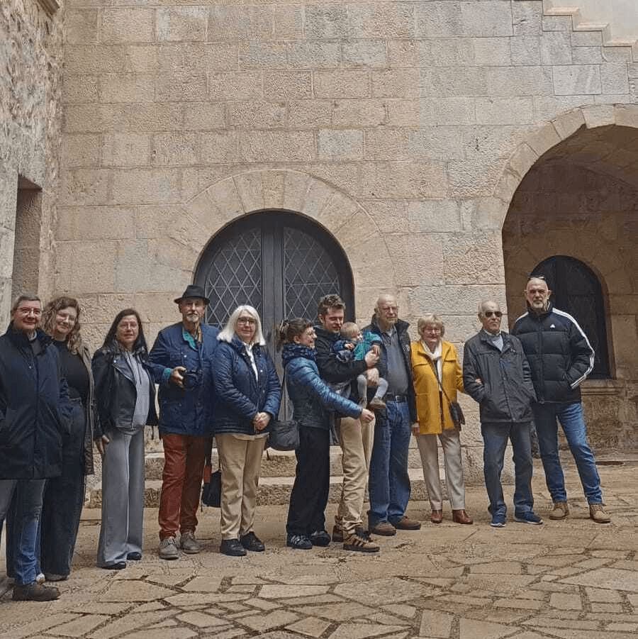 🏰 Cada dimarts el #Castell de #Mequinensa torna a bategar amb noves històries.
Aquesta setmana ens han visitat persones de Barcelona, Saragossa, Lleida, Mequinensa i França 🇫🇷
🏞️ Segles de memòria, vistes sobre l’Ebre, el Segre i el Cinca i un castell espectacular ple d’història