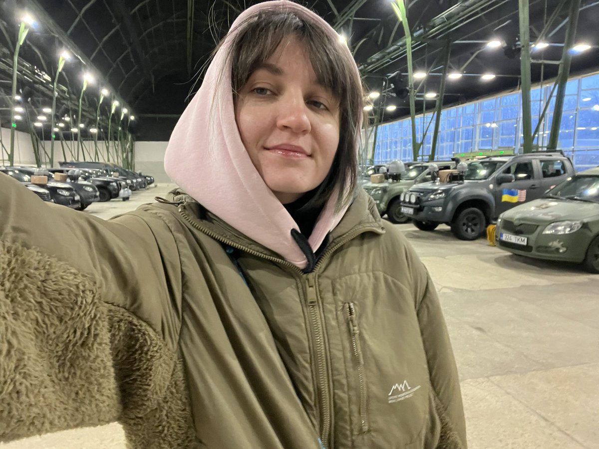 забили? забули?
а я вам на памʼятаю, що маємо 1/4 від цілі моєї 🫙 send.monobank.ua/jar/5XgdkMbMD8

дуже вдячна за репости та донати ♥️

і звісно ж, прошу ще 👉🏻👈🏻