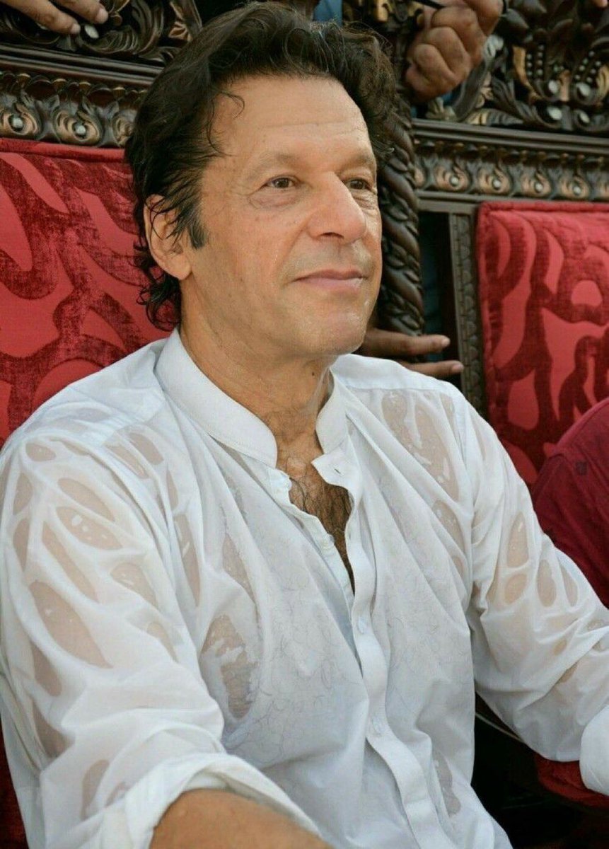 He stood like a wall for us…but we couldn’t stand like a nation for him 💔
#KhanNeedsUrgentTreatment