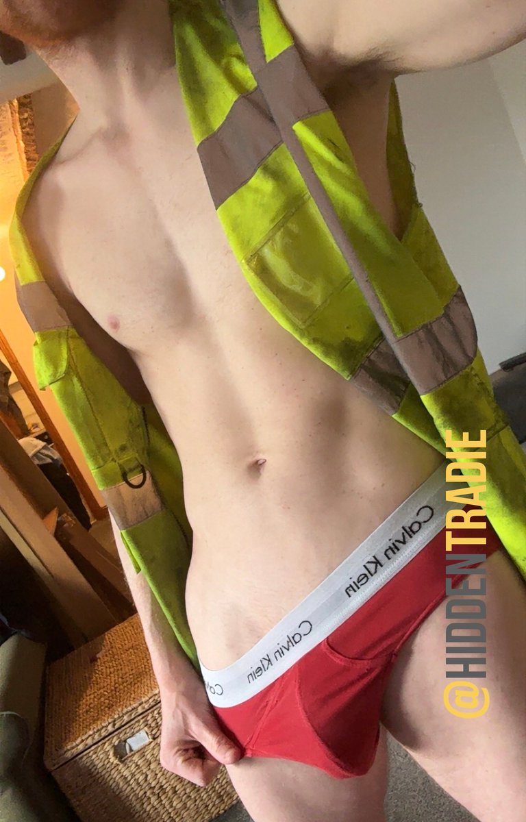 HiddenTradie's tweet photo. Who needs a uniform when the briefs do the talking? 🔥 https://t.co/W2Fa2XfIE2