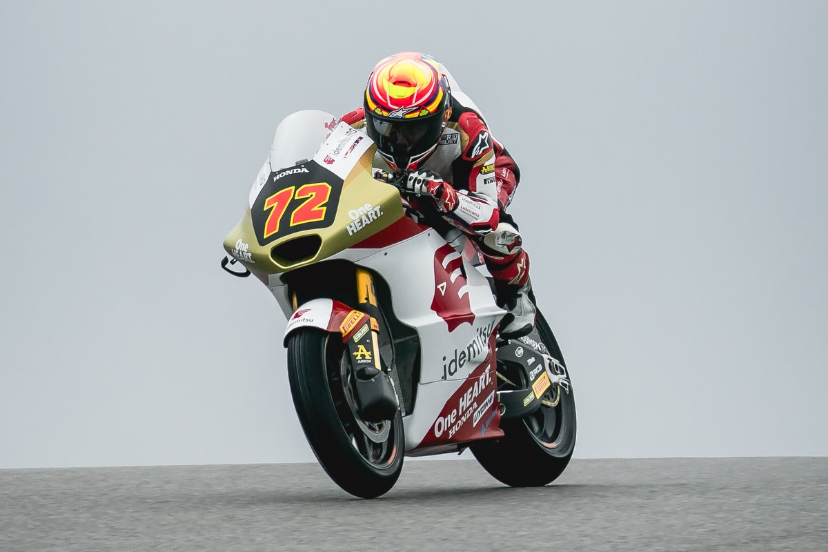 #Moto2 #PortimaoTest 

Day 2 🚩🏁 

1⃣ Manuel Gonzalez (LIQUI MOLY Dynavolt Intact GP KALEX) 1'42"427

2⃣ Izan Guevara (BLU CRU Pramac Yamaha Moto2 Boscoscuro) 1'42"892

3⃣ Senna Agius (LIQUI MOLY Dynavolt Intact GP KALEX) 1'43"236

4⃣ Barry Baltus (REDS Fantic Racing KALEX)