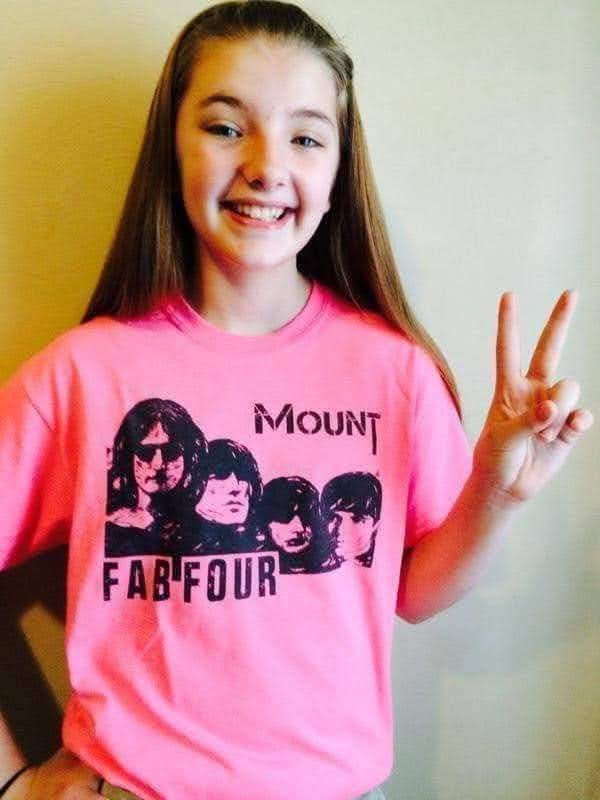 facebook.com/share/17a7JZBZ…

Best. Band. EVER.
XOXO 
✌️💖💖💖💖✌️