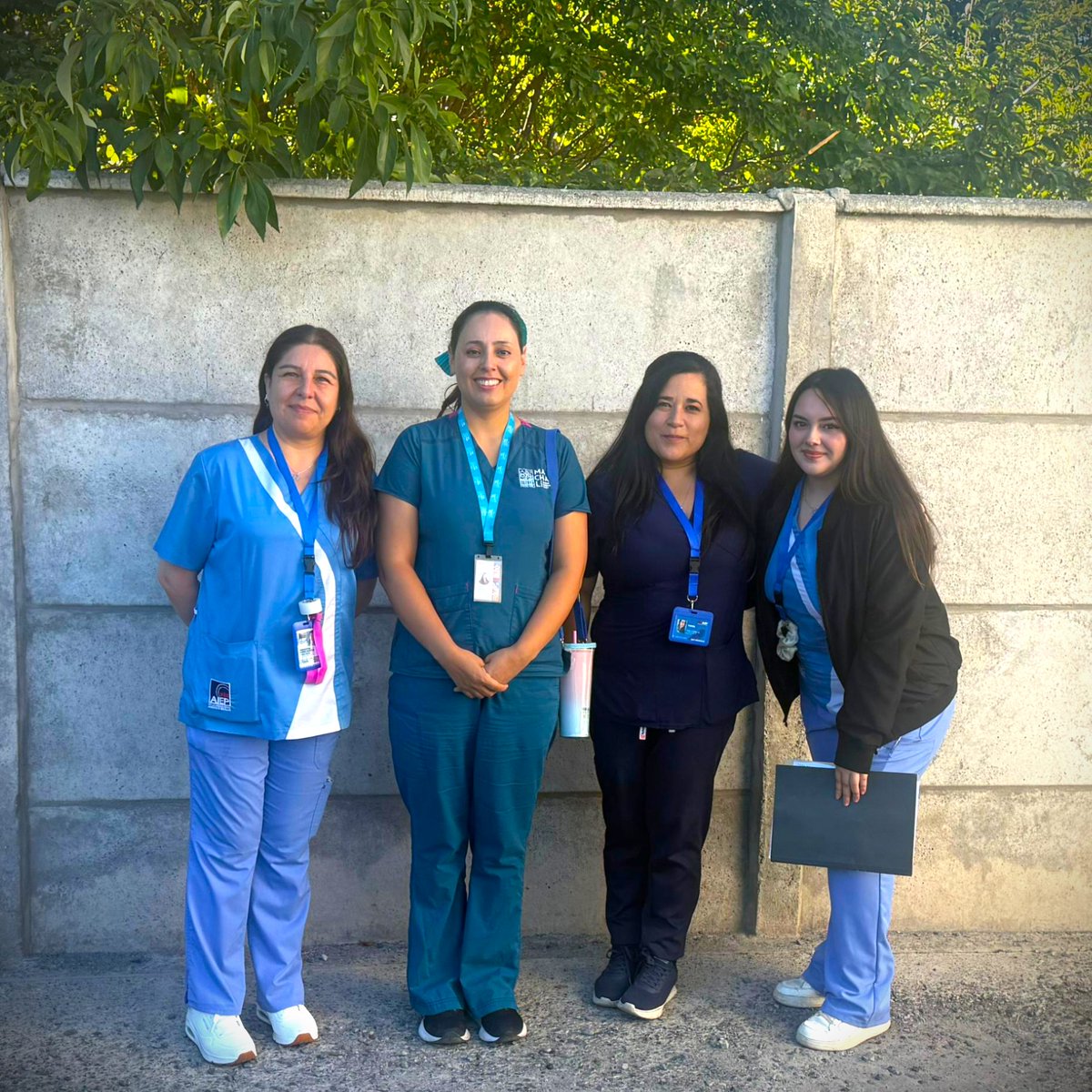 Salud #Machalí a través de la profesional Loreto Cabezas, encargada de prácticas de APS local, extiende un afectuoso saludo de despedida 👋💙 a las alumnas de Técnico de Nivel Superior en Enfermería del Instituto Profesional AIEP #Rancagua 🎓.