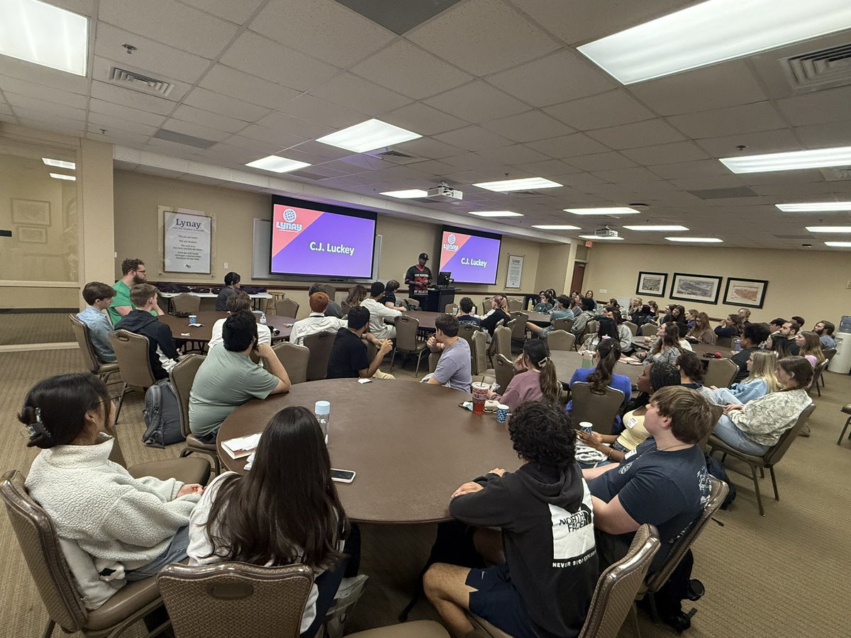 C.J. Luckey tweet media