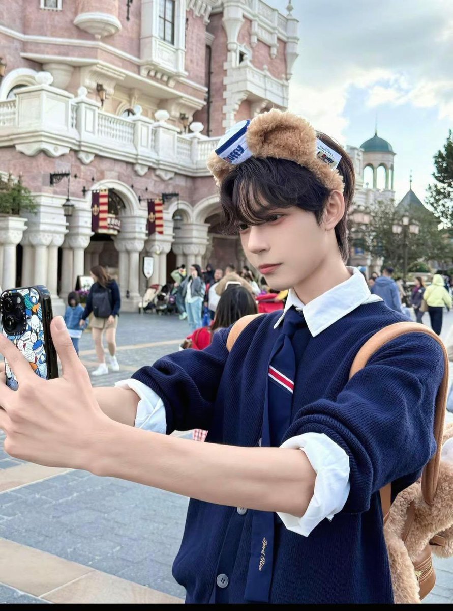 예쁜남자 아카이브 tweet media