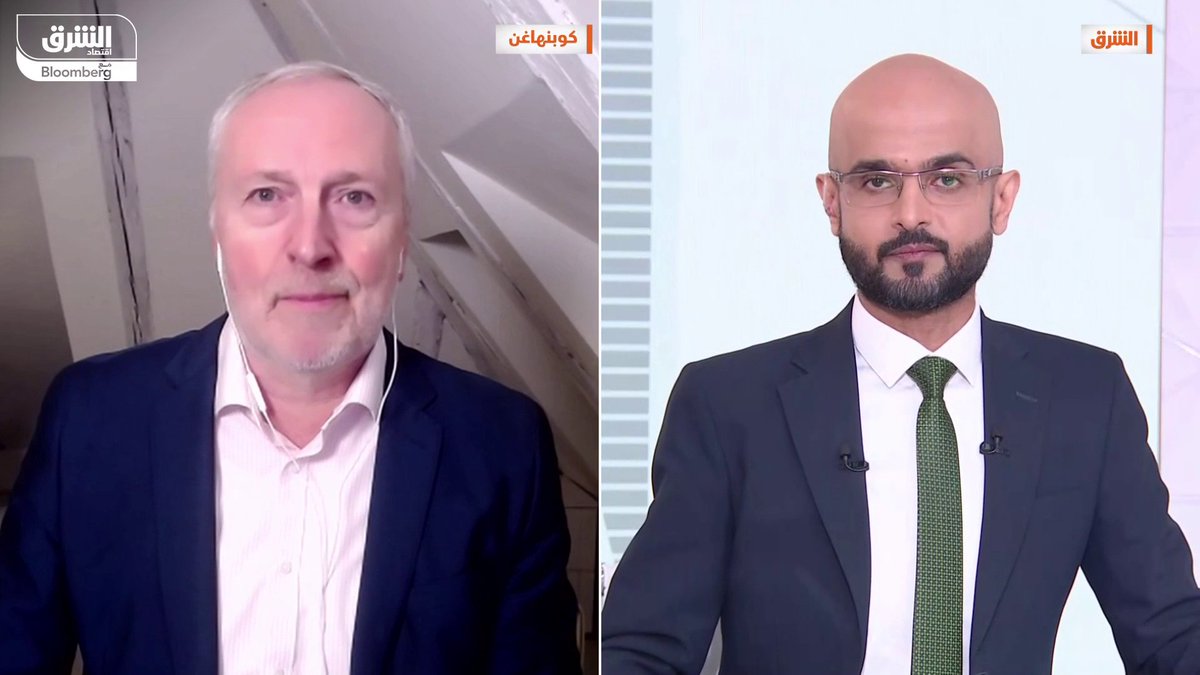 رئيس استراتيجية السلع في Saxo BankK، أولي هانسن لـ"الشرق": تراجع الذهب اليوم بحوالي 130 دولارا والفضة بنسبة 7% بسبب ضغوط تراجع سوق الأسهم الأميركية. تحركات المعادن مرتبطة بتقلبات قطاع التكنولوجيا، مما يؤثر على معنويات المخاطر. الذهب يحتفظ بأساسيات قوية، مع توقعات بارتفاع الأسعار مجدداً بعد التصحيح. EMAD_ALMUQBIL 