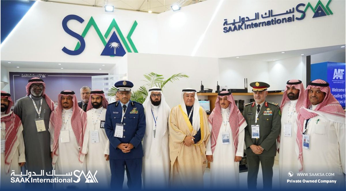 تشرف الرئيس التنفيذي لساك الدولية مشعل بن خالد بن حثلين<a href="/mkhethlain/">مشعل بن خالد بن حثلين</a>بزيارة معالي مساعد وزير الدفاع للشؤون التنفيذية الدكتور خالد بن حسين البياري <a href="/Khaled_Biyari/">خالد البياري</a>،في جناح الشركة، حيث اطّلع معاليه على أبرز قدرات الشركة في مجالات الإلكترونيات الدقيقة .

The Chief Executive Officer of