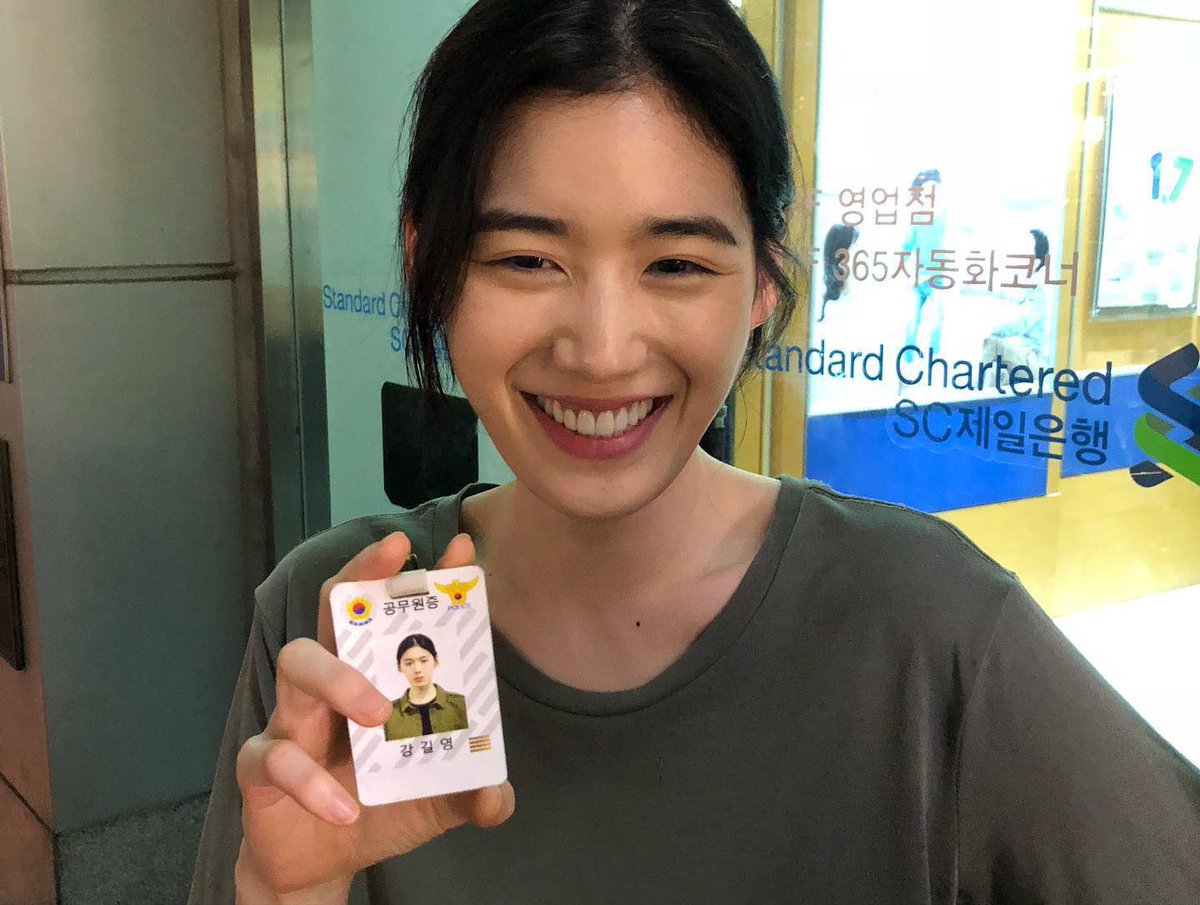 twtforiphone's tweet photo. 이딴 칙칙한 색 어울리는 거 강길영 너 하나밖에 없고 너 같은 여자 너밖에 없고 제발 한번만 더 해보자고 하고싶고 https://t.co/B1wz7le8oI