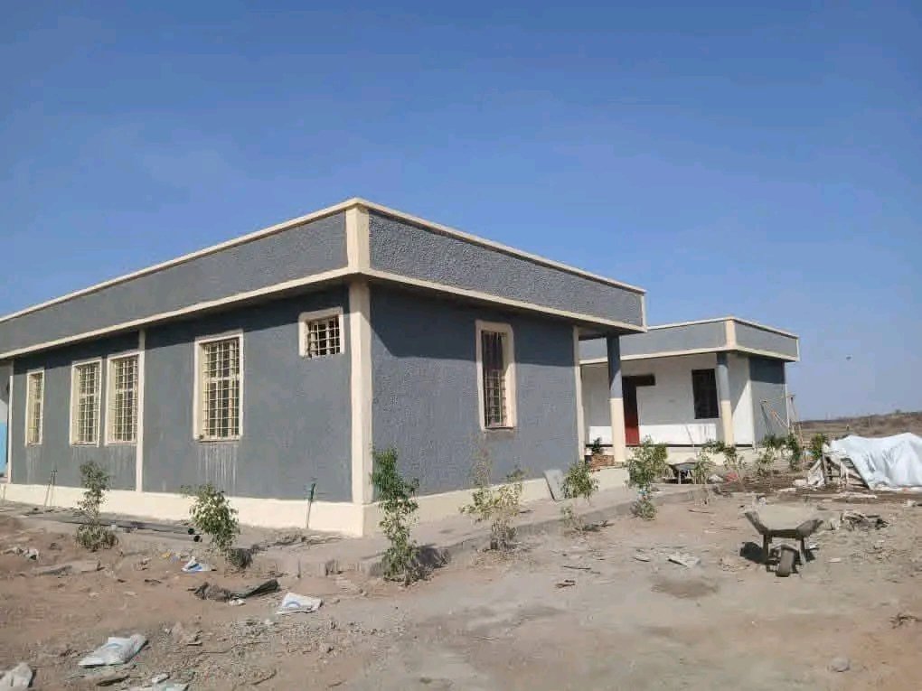 Korme98's tweet photo. Long awaited and well deserved 👏
The completion of Qoodaaran Health Center ,Dhuunyar, Sitti Zone
it is access, prevention, and reducing maternal risk, death, delays, and preventable suffering.
Grateful to all regional state stakeholders who made this possible.
@Mustafe_M_Omer https://t.co/PltLSAoZsW