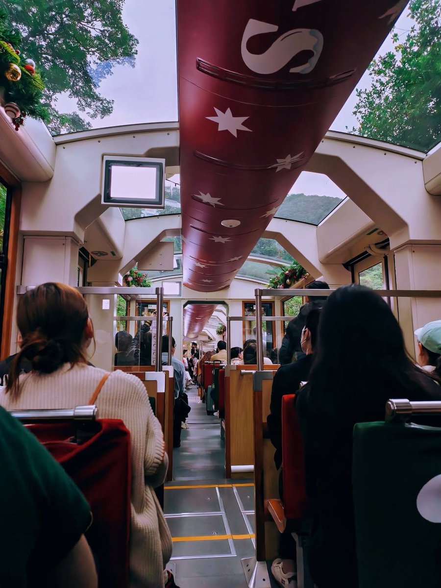 这份cheese-baked lobster，endlessly satisfying，一口下去it's really 幸福感爆棚。