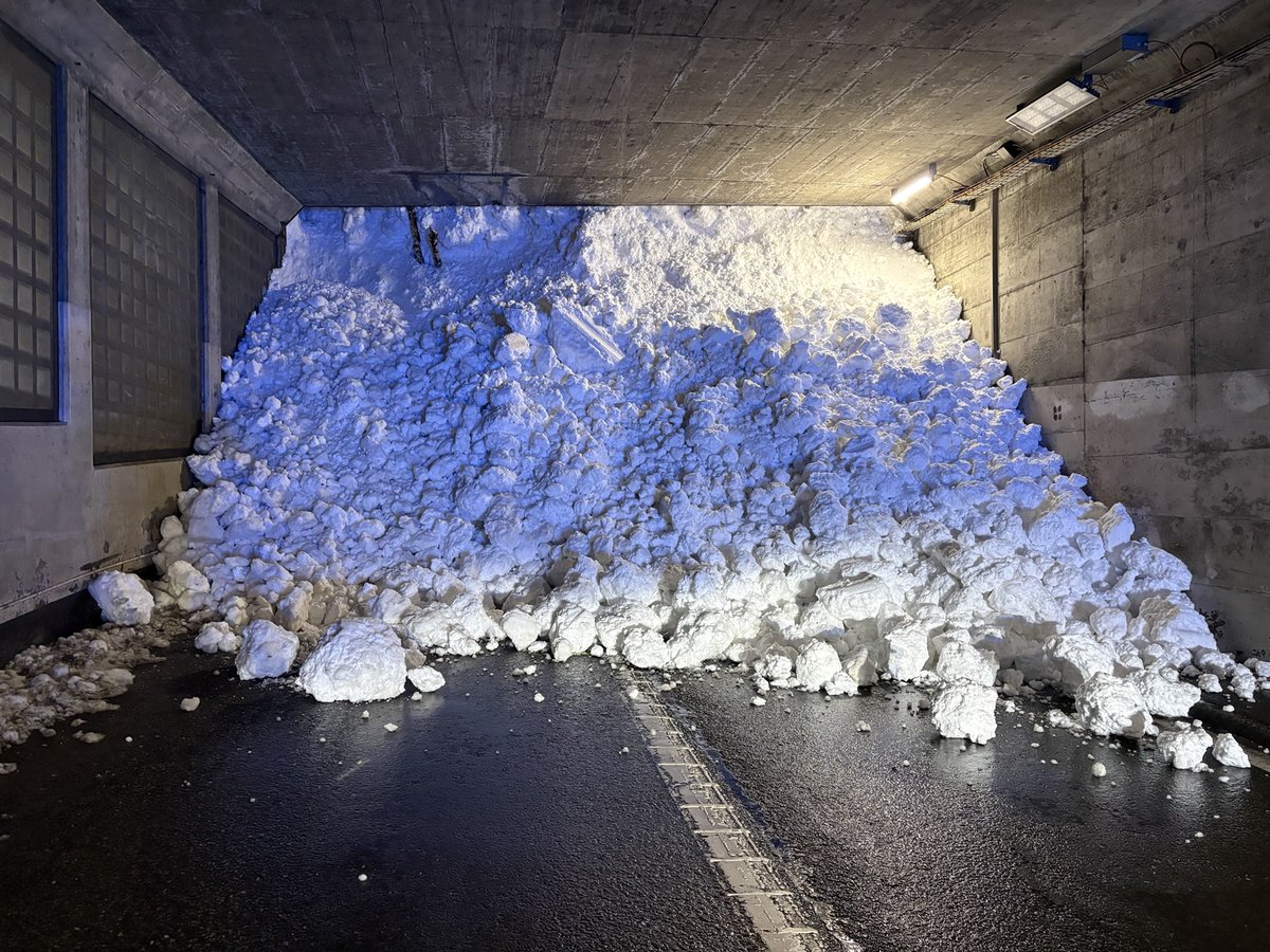 Police Valais tweet media