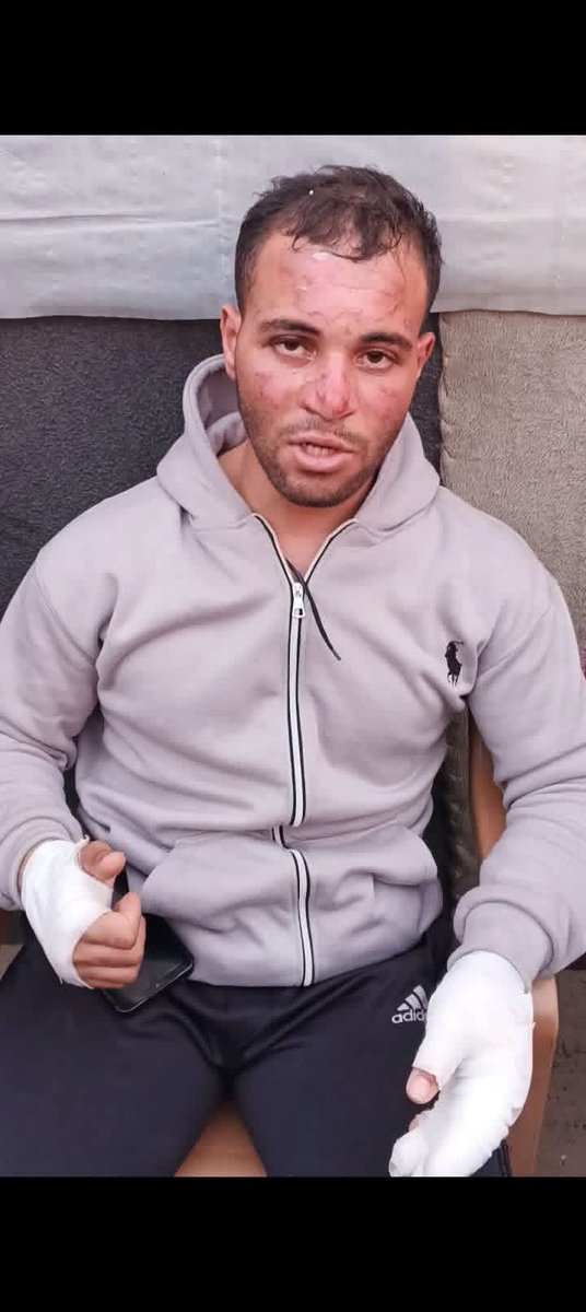 من كثر ما غزة صارت غابة في ناس اتطوعت تحْطف عاصم ابو الروس شب غلبان و بعمل فيديوهات ، يعني عشان ما عجبهم محتواه حْطفوه و حىرقوه!