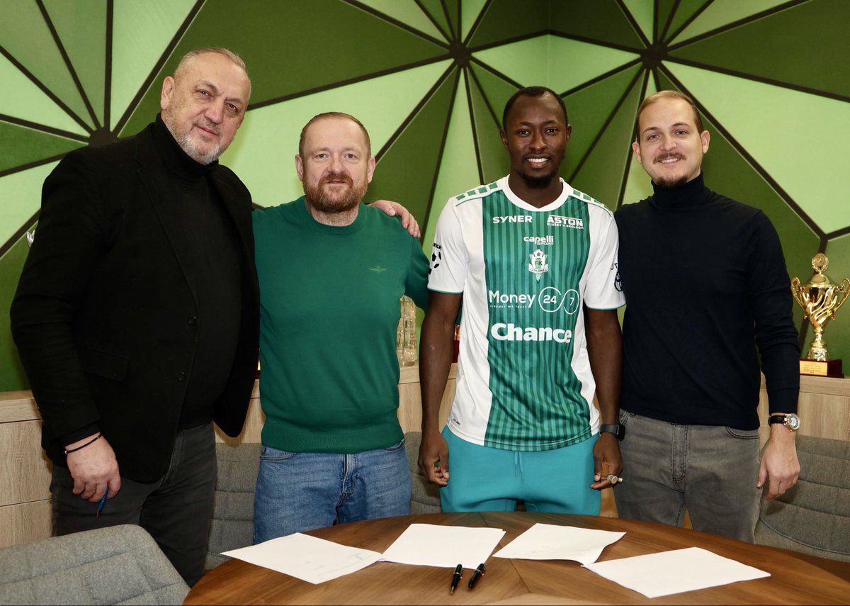 Ebrima Singhateh novou posilou <a href="/FKJablonec/">FK Jablonec</a> ✍️ gambijský útočník přestupuje na sever Čech z <a href="/MFKKarvina/">MFK Karviná</a> ✅ v Jablonci podepisuje kontrakt do léta 2029, hodně štěstí! 

Many thanks for professional and friendly cooperation <a href="/modousticPR/">Modoustic Sports PR</a> 

#globalsports #jablonec #prestupy #Gambia