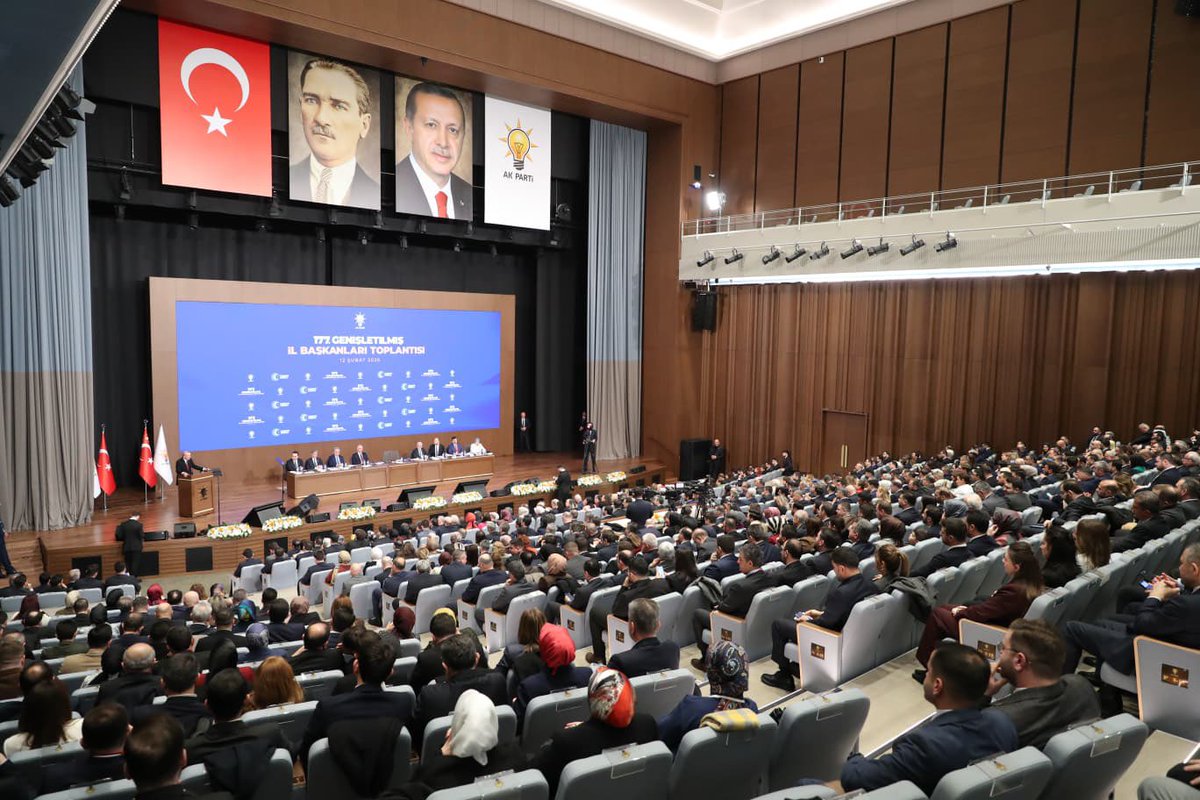 📍 Ankara

📌 AK Parti Genel Merkezi

Genel Başkanımız ve Cumhurbaşkanımız Sayın <a href="/RTErdogan/">Recep Tayyip Erdoğan</a>’ın başkanlığında gerçekleştirilen 177. Genişletilmiş İl Başkanları Toplantısı’na, Kadın Kolları Başkanımız <a href="/GunesHyv/">Güneş Hayva</a> ve Gençlik Kolları Başkanımız <a href="/yrizgarozdemir/">Yusuf Rızgar Özdemir</a> ile birlikte katıldık.