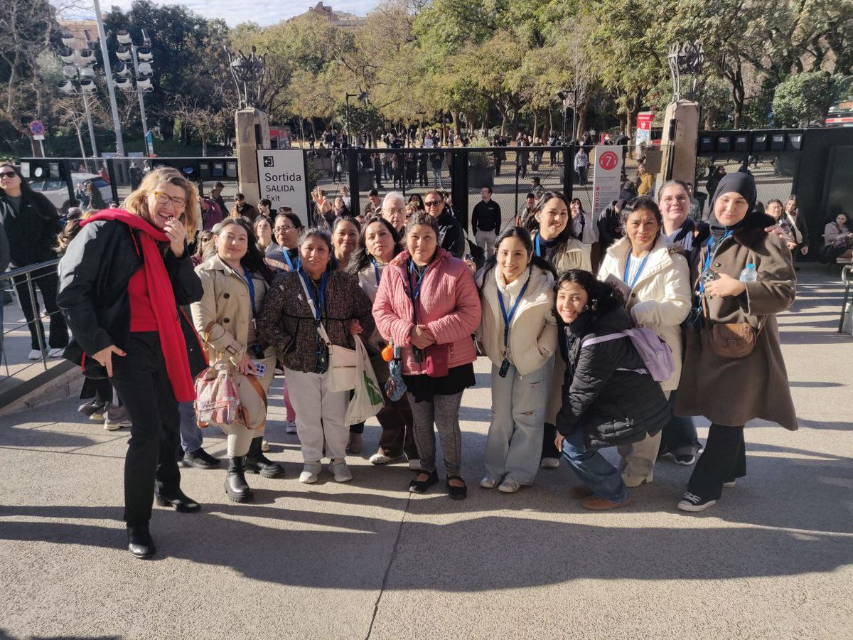 Aquesta setmana les alumnes del grup de matí del Replà de Gracia van visitar la Sagrada Familia