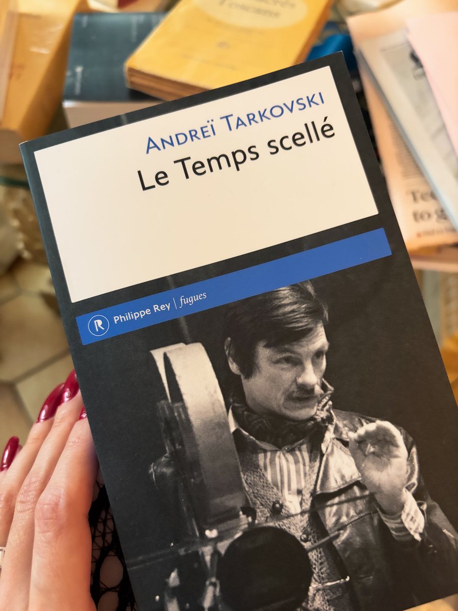 demonpensant's tweet photo. « La fonction de l'art n'est pas, comme le croient même certains artistes, d'imposer des idées ou de servir d'exemple. Elle est de préparer l'homme à sa mort, de labourer et d'irriguer son âme, et de la rendre capable de se retourner vers le bien. »

Andreï Tarkovski, Le Temps scellé (1985)