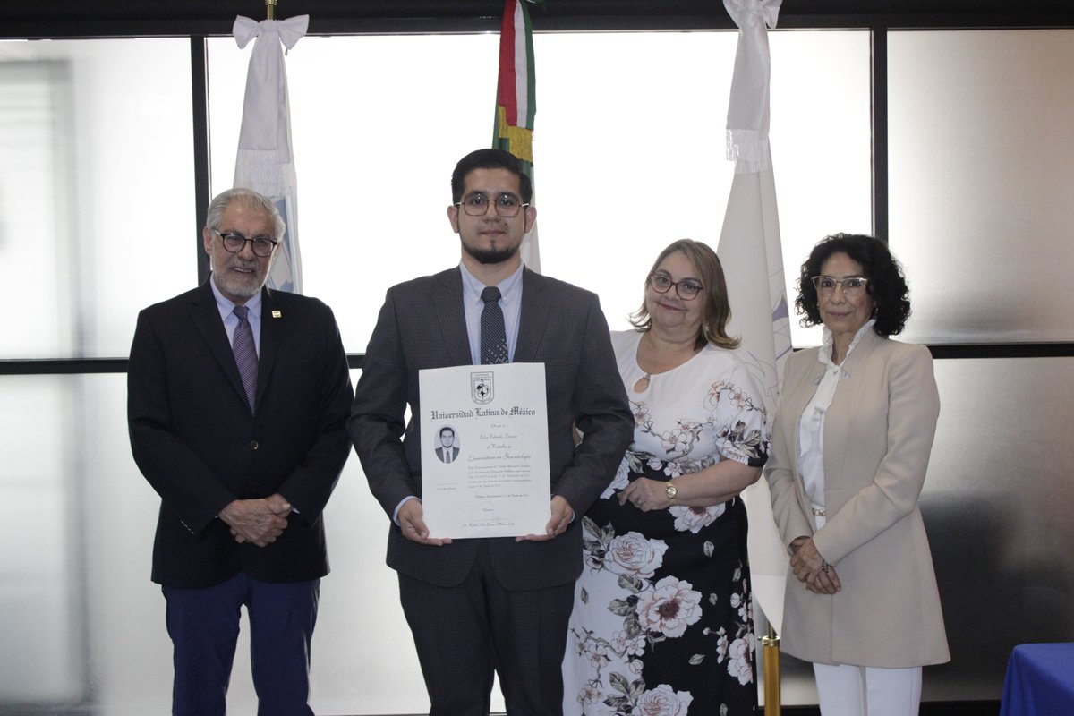 En Ceremonia de titulación, el Rector de la Universidad Latina de México. Lic. Carlos Lemus Muñoz Ledo, hace entrega de Título de la Licenciatura en Gerontología a

L.G. Eloy Estrada Lozano

¡Muchas Felicidades!
Le deseamos mucho éxito en el ejercicio de su profesión.