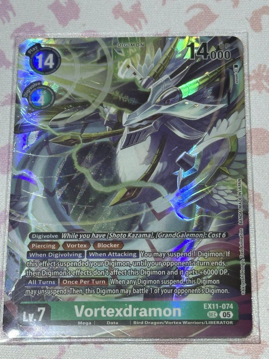 PlanitunePat3ot's tweet photo. #Digimon #DigimonTCG #DawnOfLiberator 
These are my alt art/secret pulls, really like the foiling on these cards but still wish for a the sp cards https://t.co/888Rv5t18r