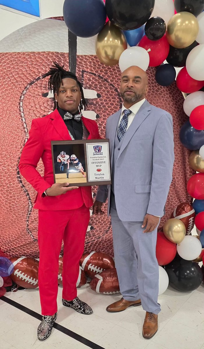 TREY MARTIN tweet media