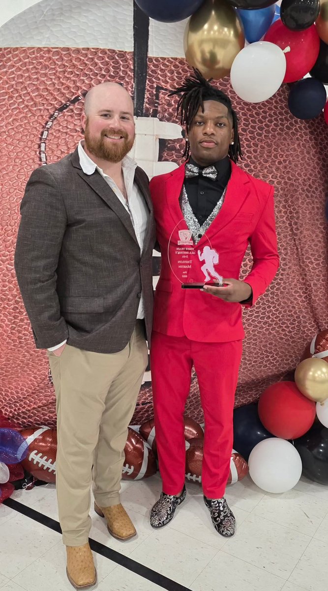 TREY MARTIN tweet media