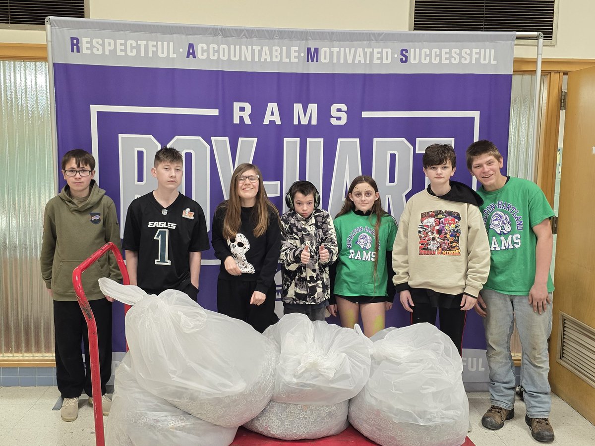RHMS collects 174.4lbs of can tabs for Ronald McDonald House Charities of WNY...doubling last year's efforts! <a href="/home_rh/">@Roy-HartAthletics</a> <a href="/RoyHartSchools/">Royalton-Hartland CSD</a> <a href="/bobconfer/">Bob Confer</a> <a href="/BundrockMelissa/">Melissa Bundrock</a> <a href="/Sully_1222/">Brian Sullivan</a>