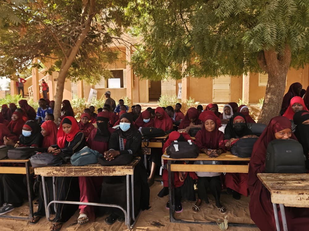 SNU_Niger's tweet image. Informer, dépister, accompagner 🇳🇪

↪️La lutte contre la drépanocytose est un effort collectif. 
Aux côtés de l’ONG D.E.S., communauté éducative, les partenaires 🫂 et le @SNU_Niger unissent leurs voix et leurs engagements pour une #santé_équitable et #inclusive pour chaque jeune