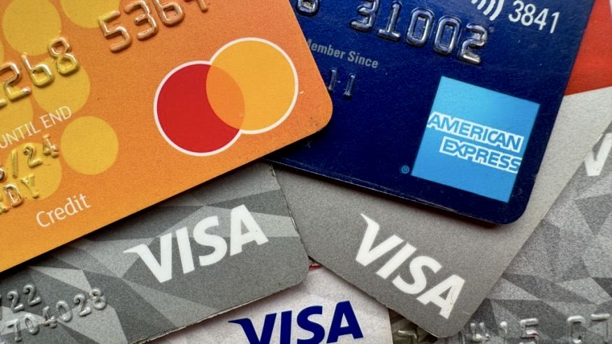 Deliciosonew's tweet photo. Credit card rewards are being quietly redesigned for big spenders — and everyday consumers are getting pushed aside.
In Business Beat: Money Demystified, I break down what’s driving the shift, the smart strategies you can use to claw back value.
https://t.co/p2Hs9Jo0f3 https://t.co/eOkHpcQW8d