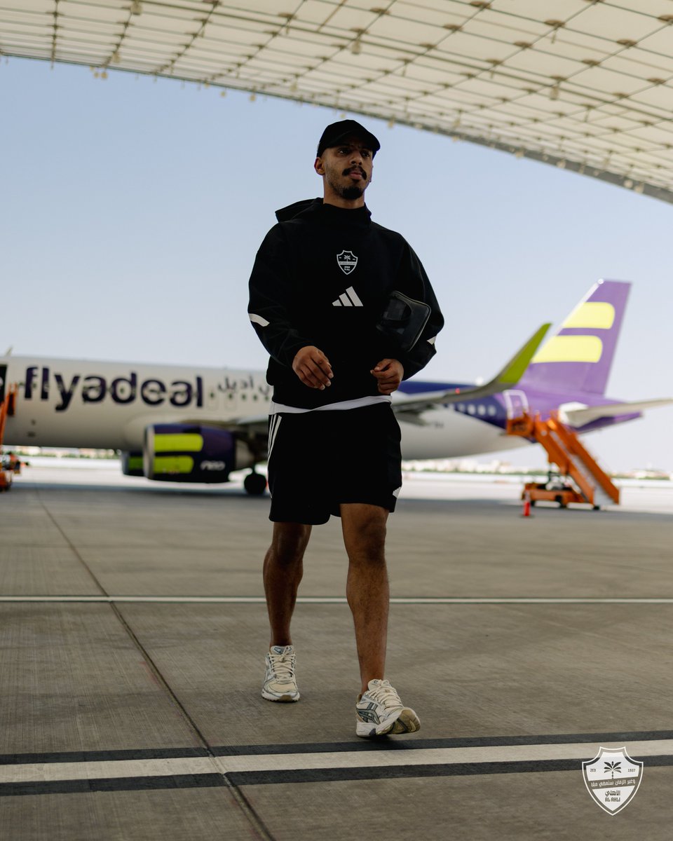 🚨🚨🚨 عاااااااااااااجل :

قائمة الفريق المغادرة إلى الرياض لمواجهة الشباب تشهد عدم تواجد الظهير محمد عبدالرحمن.