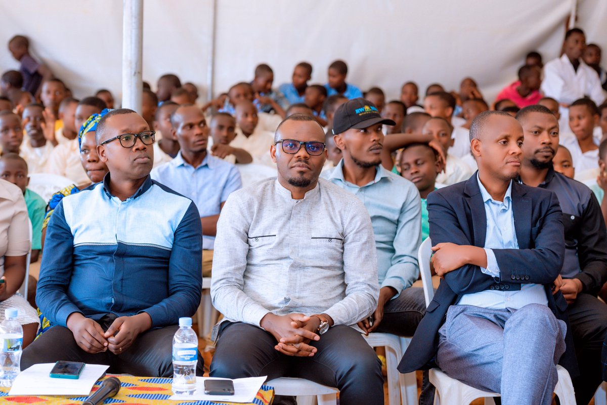 Emmanuel Mfitumukiza tweet media