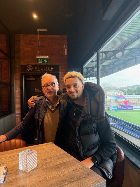 TonyBugby's tweet photo. Got to do a fascinating 1-2-1 today with @thesilkmen defender Cameron Borthwick-Jackson. What an incredible journey from @ManUtd to the Moss Rose via spells at @SlaskWroclawPl in Poland and @RossCounty in Scotland. #MUFC #ManUnited #ManchesterUnited #Silkmen #RCFC https://t.co/BX6KEelyWQ