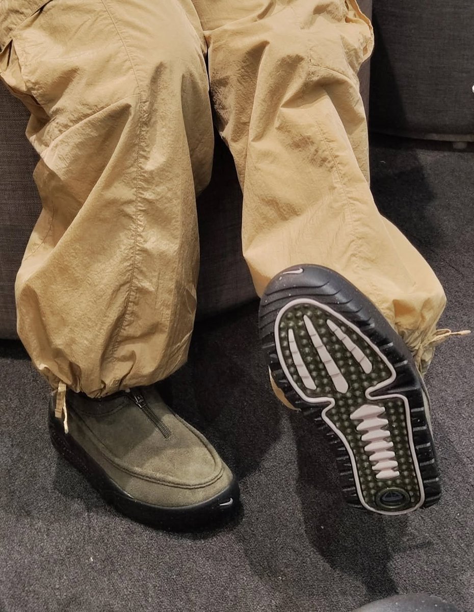 JustFreshKicks's tweet photo. NEW Nike ACG IZY SE 😮‍💨🏔️

• Spring 2026
• 3 colorways https://t.co/kyUxq41gKY