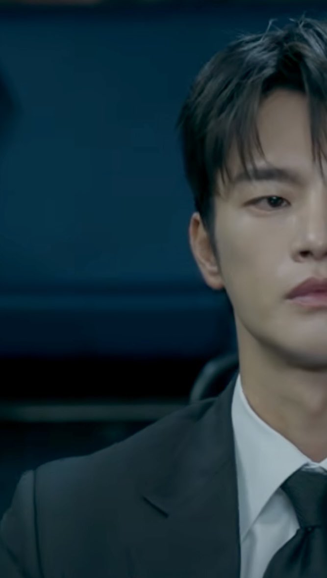 서인국 왼오얼굴의 온도의 차이를 아는사람
