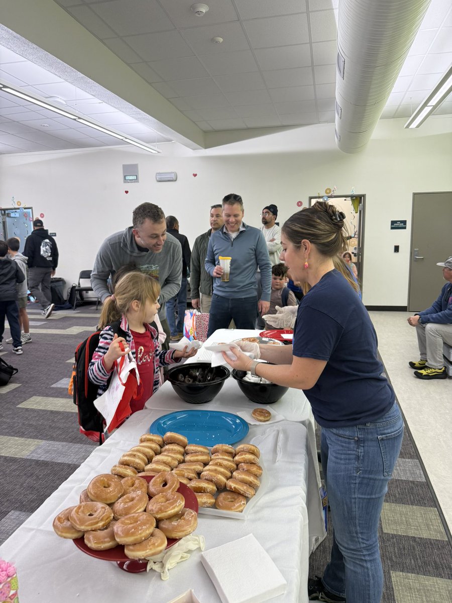 UTK-8 John Muir Language Academy tweet media