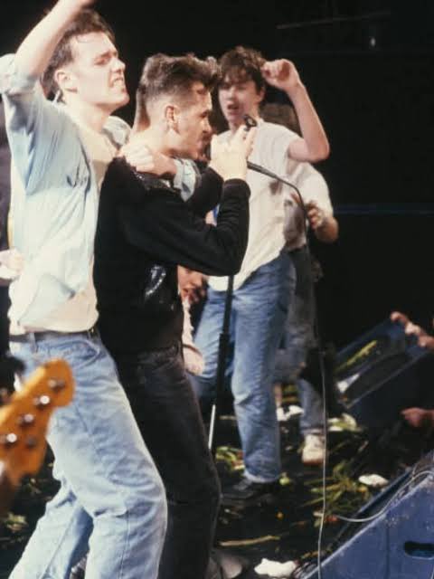 GeorgeBray's tweet image. Stop making everything digital, I want to keep saving the gig tickets. I’d like to keep them all in a shoebox to open when I’m older!
#gigs #Concerts #Morrissey #TheSmiths