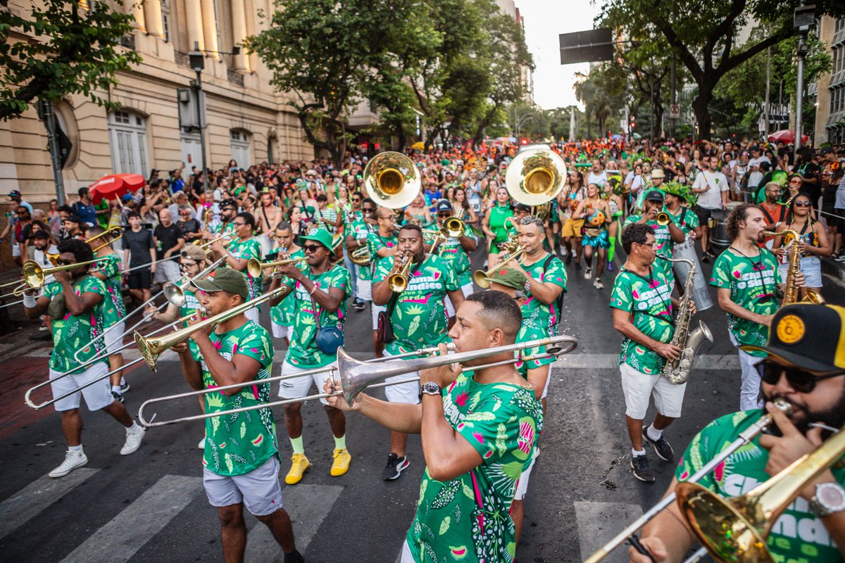 Resultado: veja quem ganhou os pares de ingressos para o Baile do Distrital;

cdlfm.com.br/carnaval-do-di…
