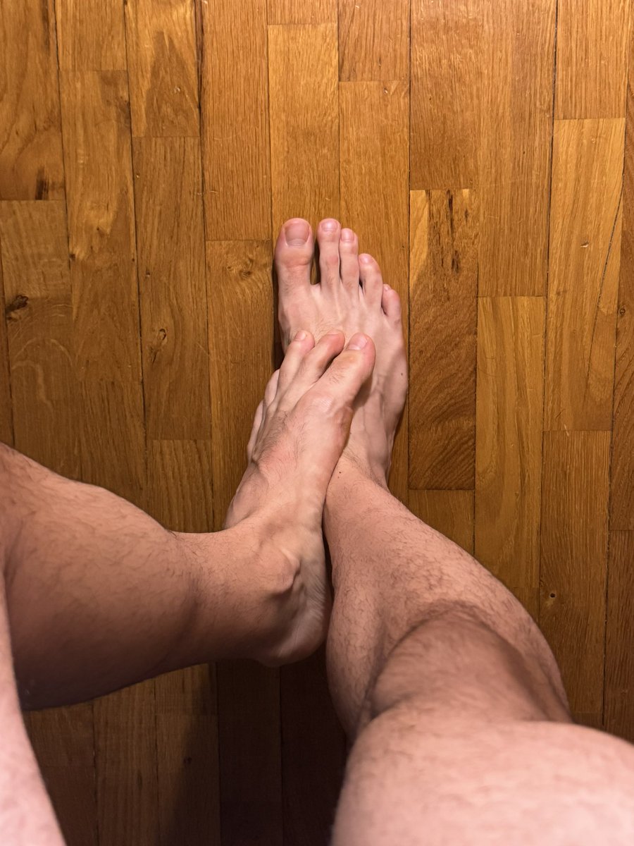 xmgiov's tweet image. io quando aspetto: