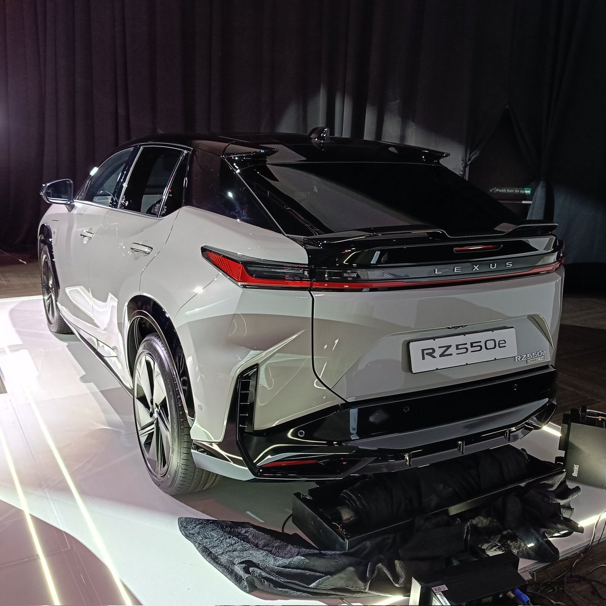 Lexus brought out the big electric gun at #SOMI2026 . The new RZ 550e is a full EV worth 300kW and a range of 450km, according to its maker. Lexus also says it will sprint from 0-100km/h in a mere 4.4 seconds. But probably the coolest bit about the RZ 550e must be the steering
