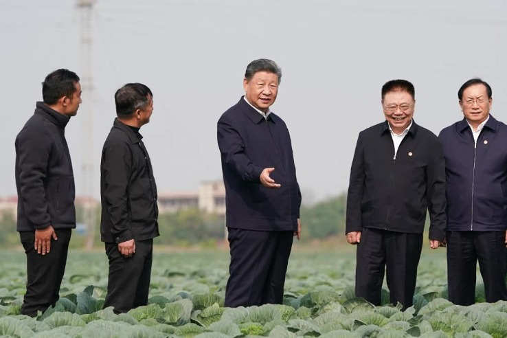 Eng_china5's tweet photo. President Xi Jinping:

"Agriculture is the foundation of any country and the top priority in governance." https://t.co/2xOvaHBs7u