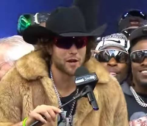 Everyone that called out or skipped school yesterday #Seahawks