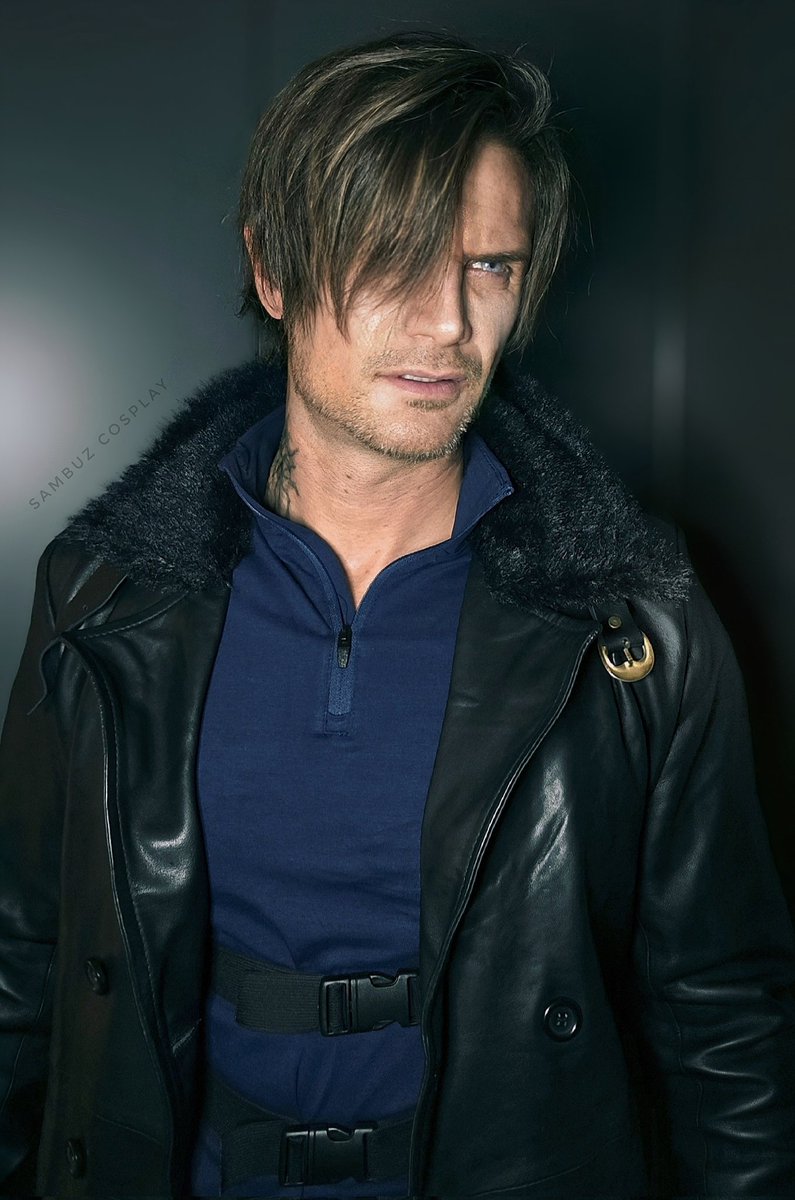 Back to where it all began: Raccoon City. 🧟‍♂️

RESIDENT EVIL requiem
#leonkennedy #Re9 #cosplay