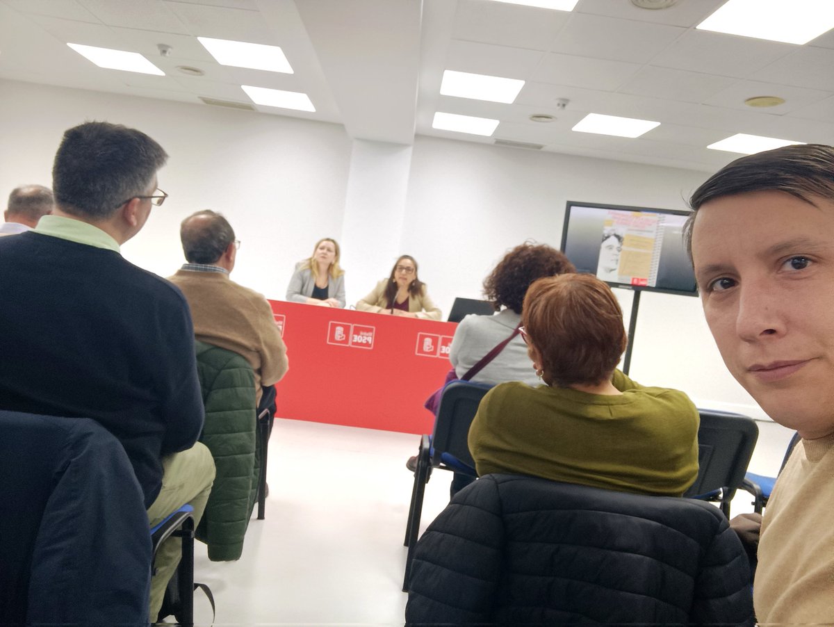 AchoLona's tweet photo. Escuela de ciudadanía e interculturalidad Pedro Zerolo #PSOEMadrid 💪
Con la participación de nuestras secretarias @CristinaGAlvare y @ROSARIOAGUILAR7 😃 https://t.co/kCzbOrjcKW