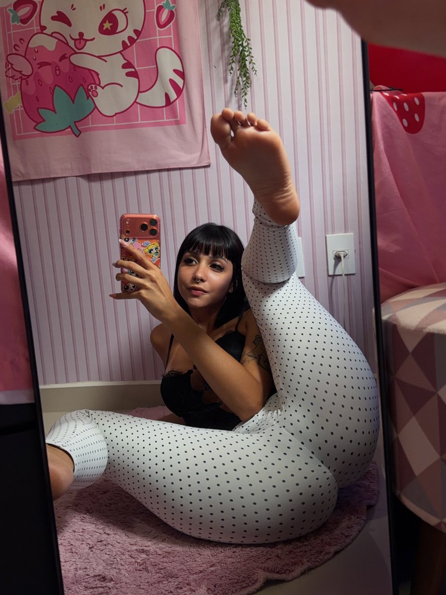 CAN I SEE UR DC!!KKKKKKKK 😭