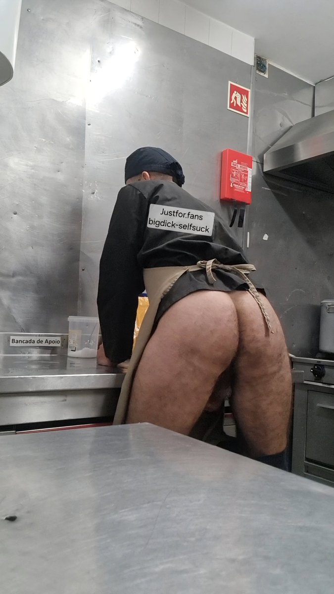 🔥 Dr. Bigdick 22cm🍆always without underwear🔥 tweet media