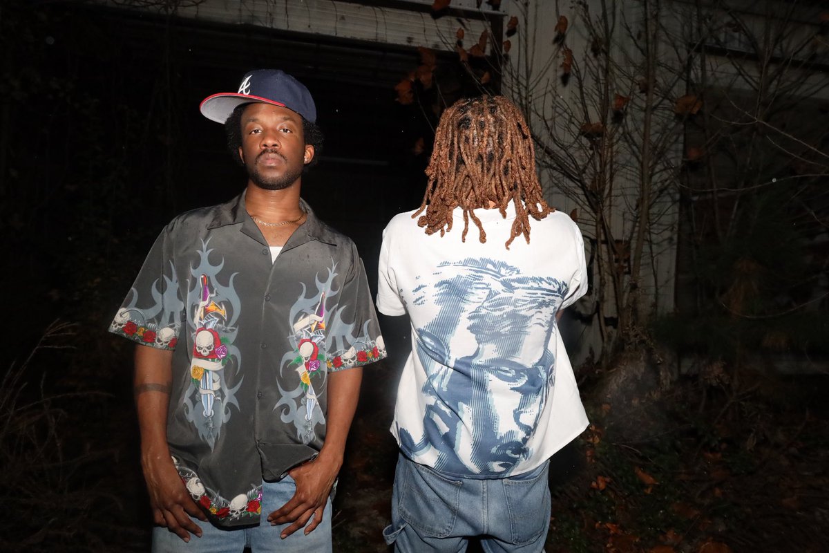 Me and <a href="/newvonmoon/">von moon</a> finna drop the craziest strip club anthem @ midnight… you listening 🤔 

“rich” - Von Moon &amp; wAv OUT TONIGHT‼️🙂‍↕️