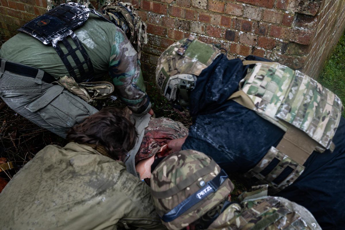 SolentMedical's tweet photo. Upcoming Med Zero™ TCCC+ courses (Hampshire, UK):
📅 27 Apr–02 May 2026
📅 27 Jul–01 Aug 2026
📅 26–31 Oct 2026
📅 25–30 Jan 2027
Info &amp; group bookings: https://t.co/5jrrnoM34c
#TCCC #CombatMedicine #TacticalMedicine #Defence #Security #EmergencyMedicine #MilitaryMedicine https://t.co/68ZEricHBy
