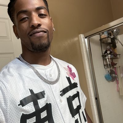 Thebigdtay's tweet photo. #NewProfilePic https://t.co/m5tdXQZP9P