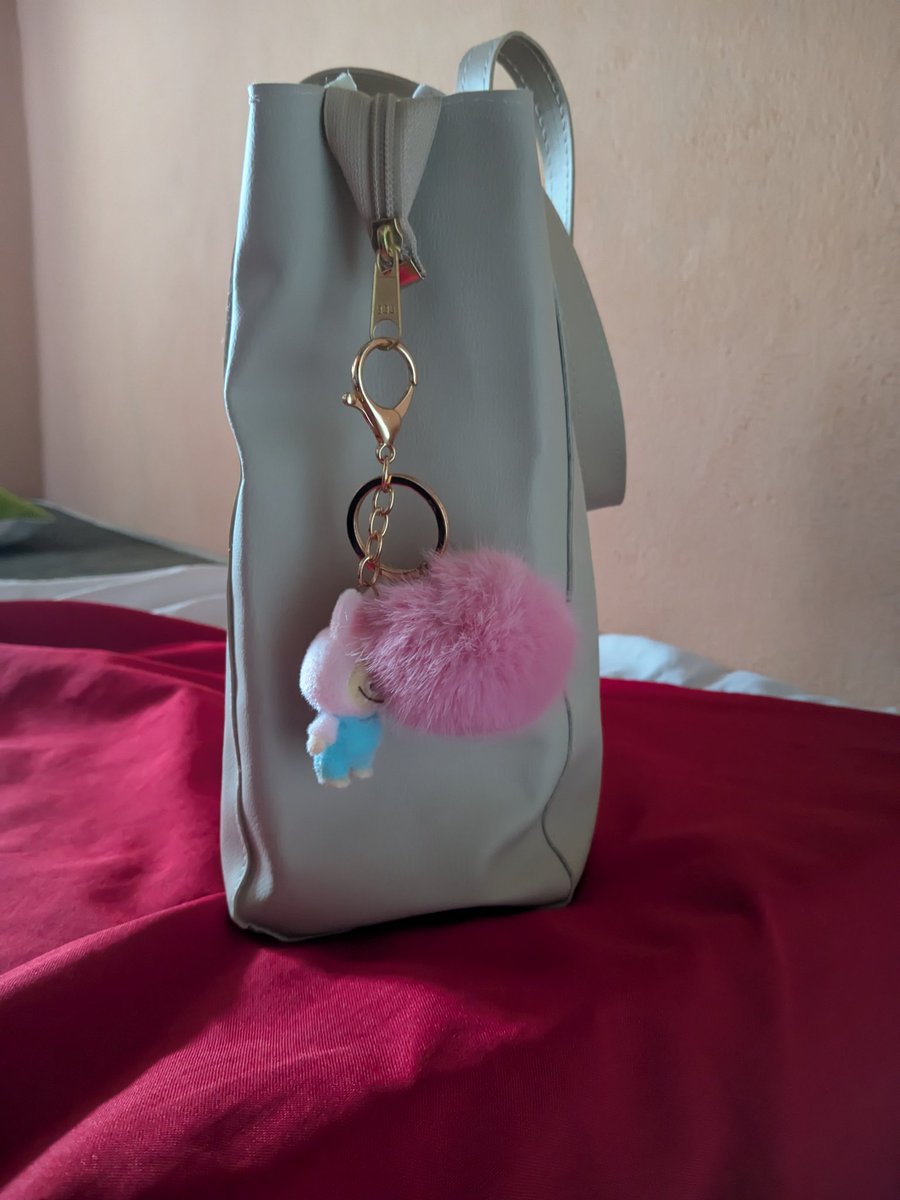 Taycentrism💊 tweet media