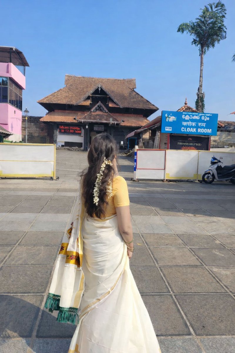 Vanshika tweet media